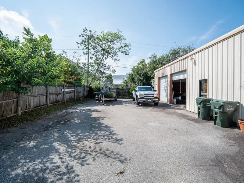 Versatile Flex Building with Office and Warehouse Space in Prime Valdosta Location