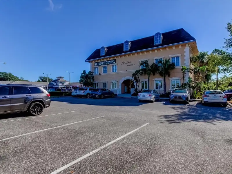 Medical Office Space for Lease at St. Lukes Lakeside Plaza, High Traffic Location