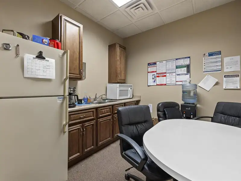 Turnkey 3,073 Sf Medical Office Suite for Lease or Sale in Prime Location