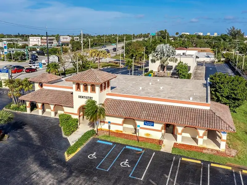 Fully Built-out Dental Offices for Sale on Boynton Beach Blvd, I-95 Access