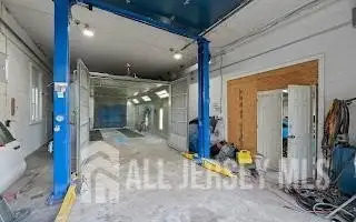 Turnkey Automotive Business with Car Dealership, Mechanic & Auto Body Shop in Prime Location