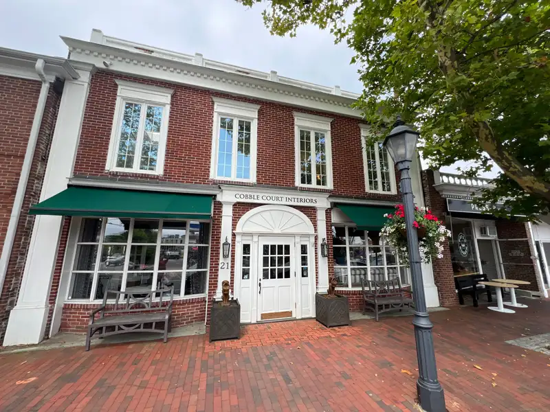 Well-maintained Commercial Space with High Ceilings and Skylights in Prime Location