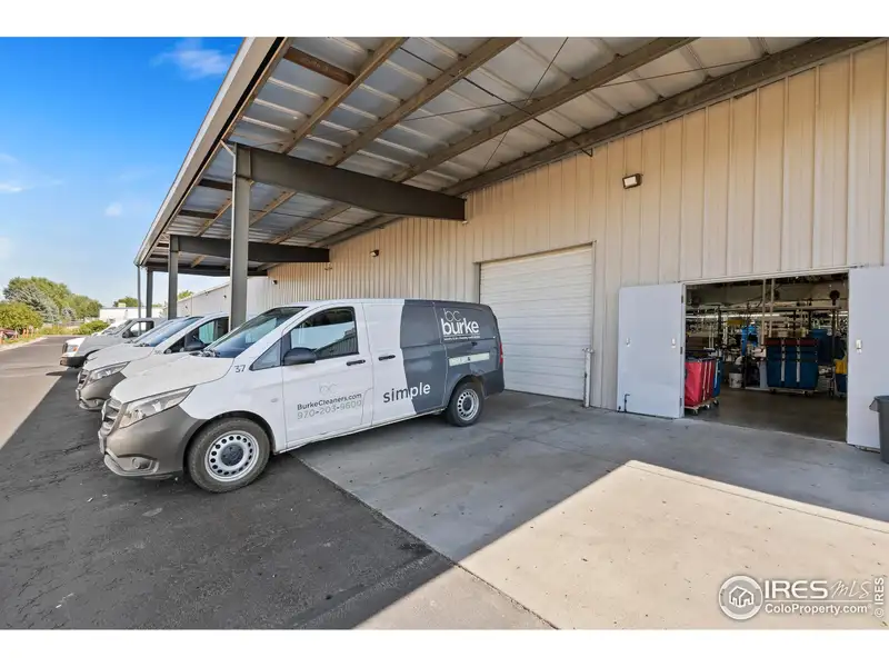 Multi-property Sale: 5818 - 5821 Lockheed Ave, Comprehensive Specifications Available