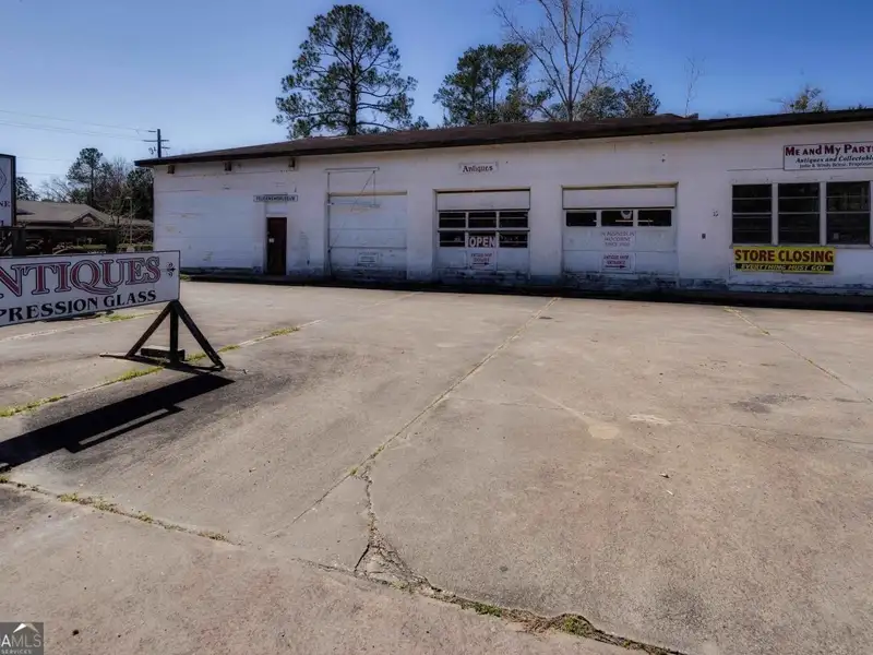 4-acre Commercial Property with Historic Fire Museum on Us Hwy 17, Woodbine