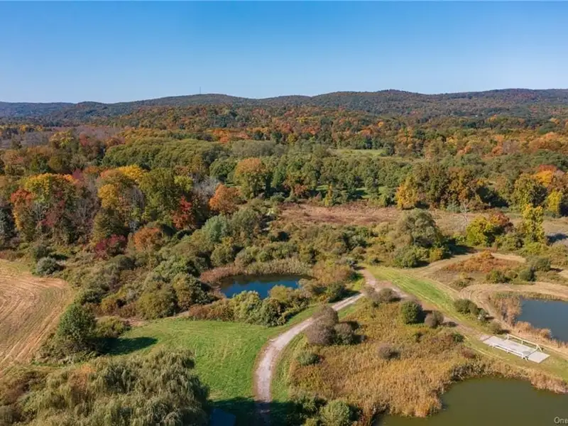 558+ Acre Parcel in Pawling, Ny – Ideal for Residential or Commercial Development
