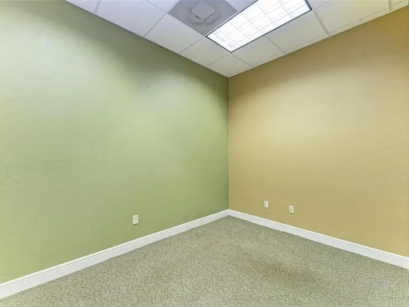 Professional Office Condo in Centrally Located Largo, 1830 Sq.ft with 7 Private Offices