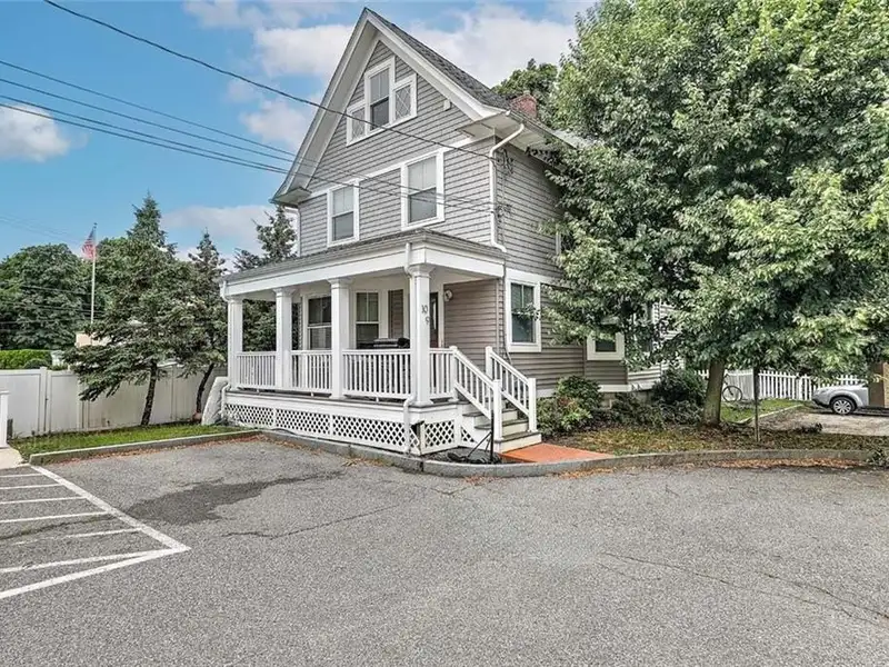 14-unit Residential Complex in Barrington, Ri on Nearly an Acre of Land