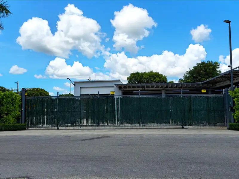 Industrial Property with 3,500 Sq.ft. Building on 1.07 Acres in Homestead, Fl