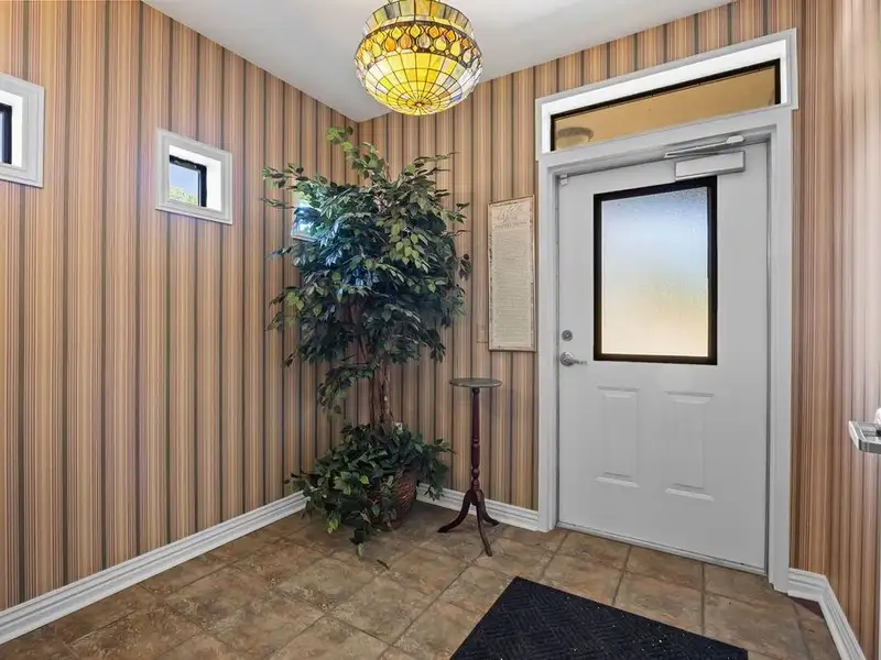 Versatile 2,752 Sq Ft Office Building in Central Rogers with Five Private Offices