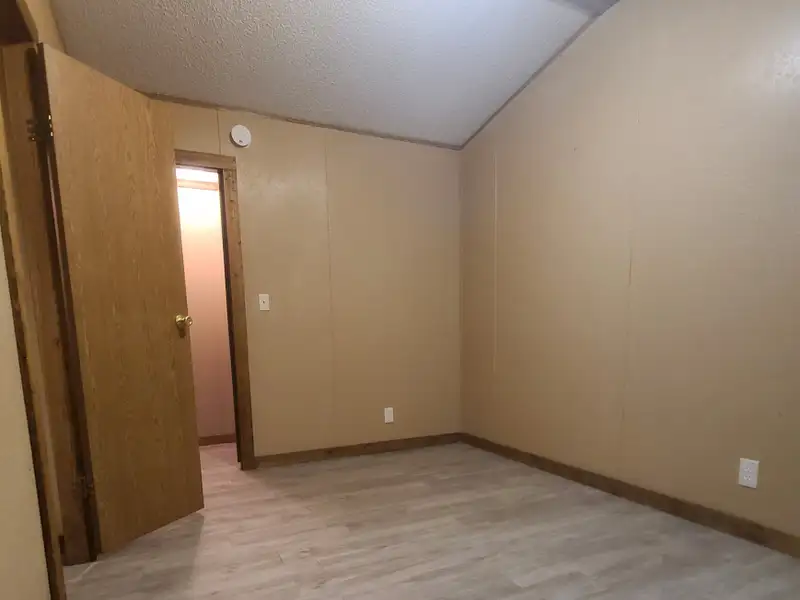 Income-producing Duplex in Ingram, Tx with Positive Cash Flow and Privacy Fencing