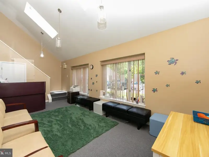 Bi-level Office Condo in Washington Township Professional Campus, Turnersville, Nj
