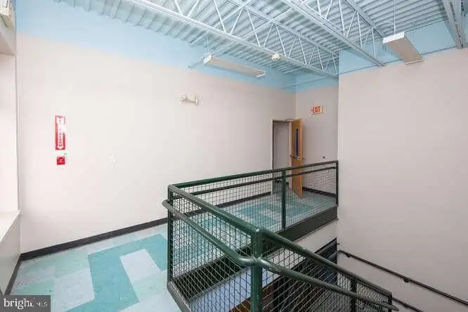 Versatile 6,000 Sq Ft Commercial Space in Prime Location with Parking Potential