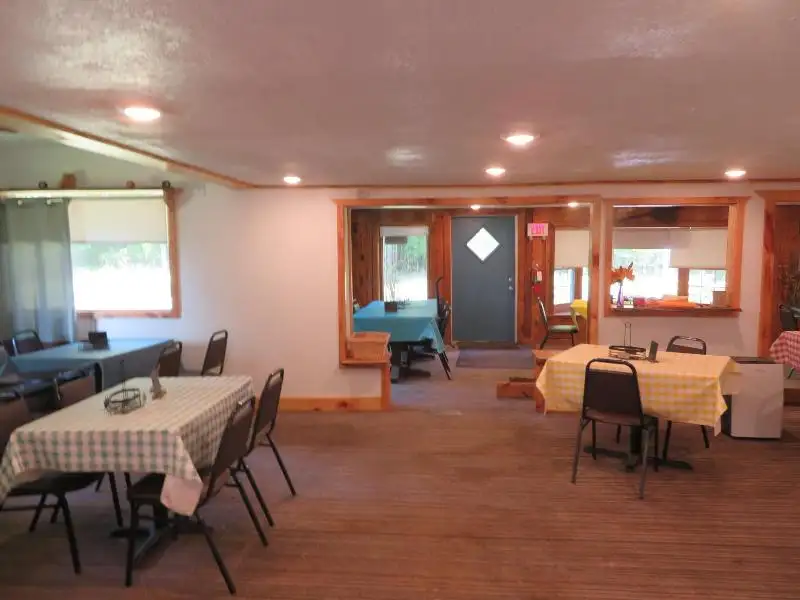 Turnkey Bar/restaurant with 2-bedroom Apartment and Development Potential in Northwoods