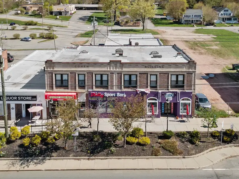 Upscale Private Office Spaces in Restored Monticello Building with Utilities Included
