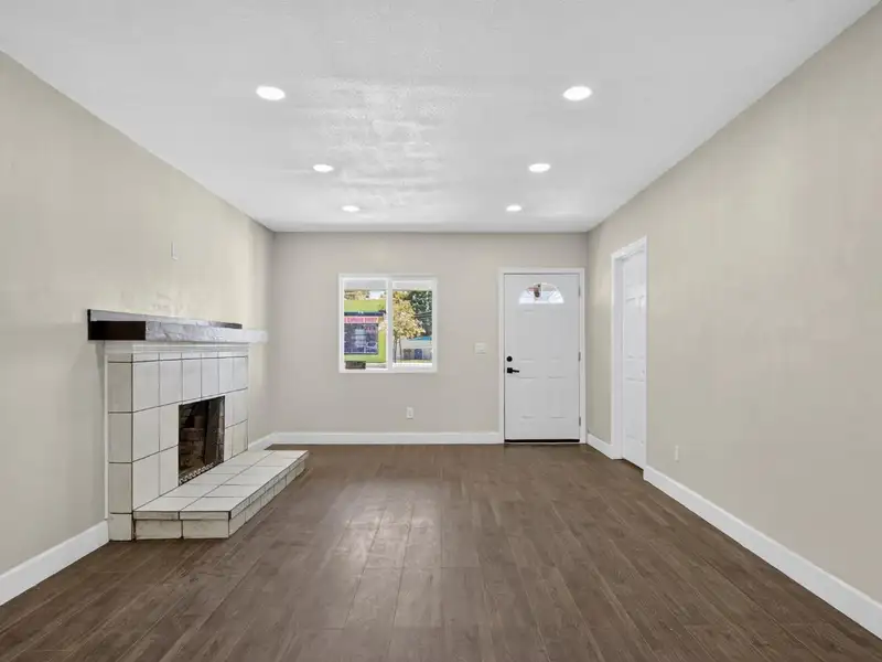 Remodeled Duplex in Fresno with Nmx Zoning for Residential and Commercial Use