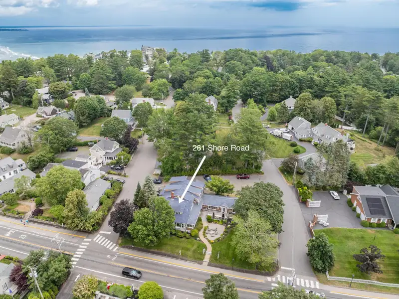 High-end Restaurant Space with Outdoor Dining and Residential Unit in Ogunquit