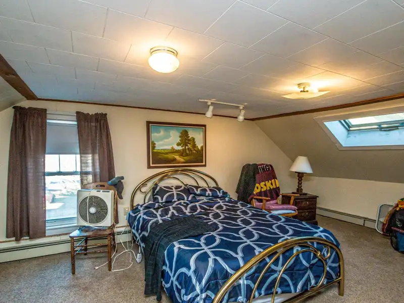 Du Bee Inn: Versatile Bed-and-breakfast with Mountain Views in the Great North Woods