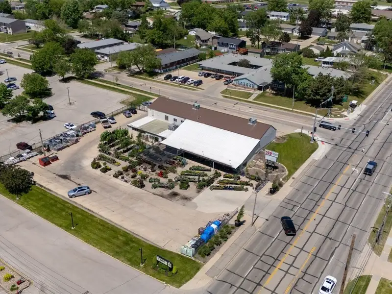 Flexible Office/retail Space for Lease in High-traffic Location, Edgewood Rd Sw