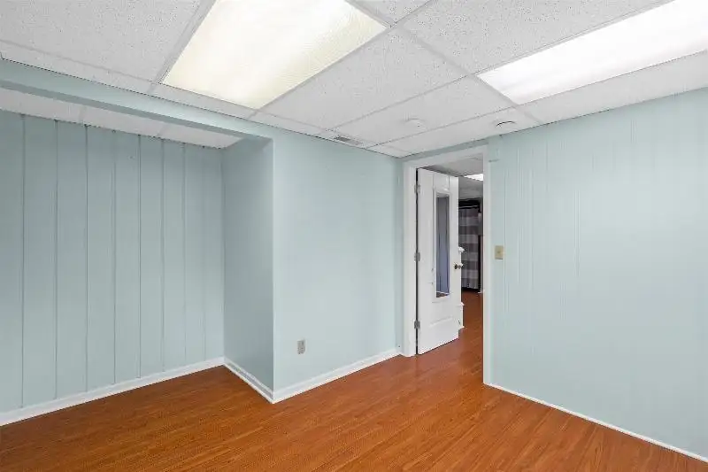 Prime 2-unit Commercial and Residential Property in Wales Business District, Near Km High School