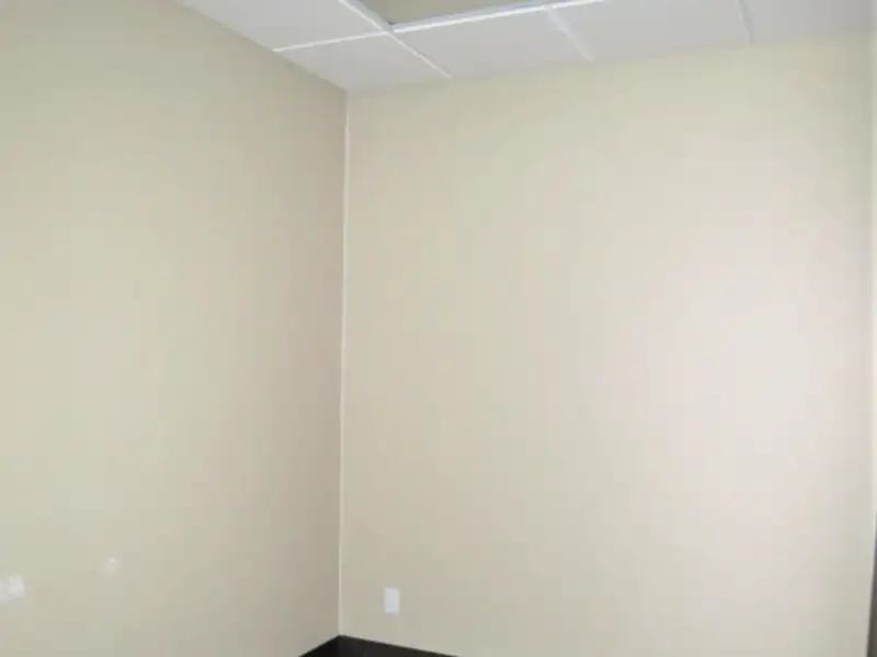 Versatile Commercial Space for Lease in Prime Location with Multiple Entrances and Ada Compliance