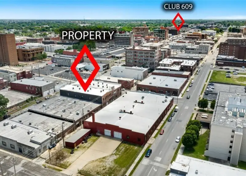 Mixed-use Commercial Property with Retail, Offices, and Apartments in Downtown Joplin