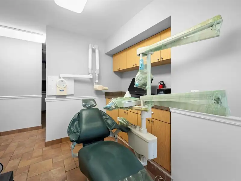Unique Multi-use Property with Dental Practice and 2+ Bedroom Apartment in Prime Location