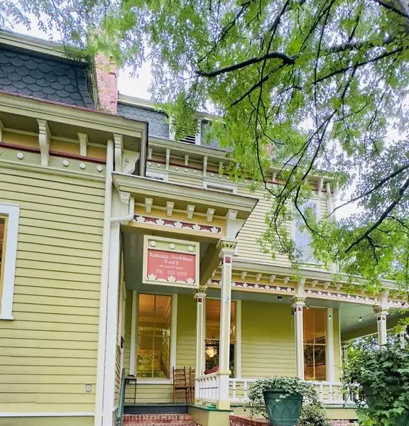 Versatile Historic District Property for Restaurant, Venue, or Retail with Ample Parking