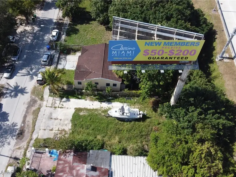 Mixed-use Development Opportunity in Wynwood Norte - 5750 Sf Lot Near Design District