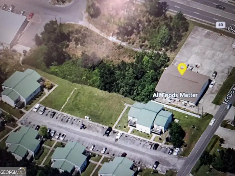 Commercial Income Property on Highway 40 in St. Marys, Ga - 3 Units, 4440 Sq Ft