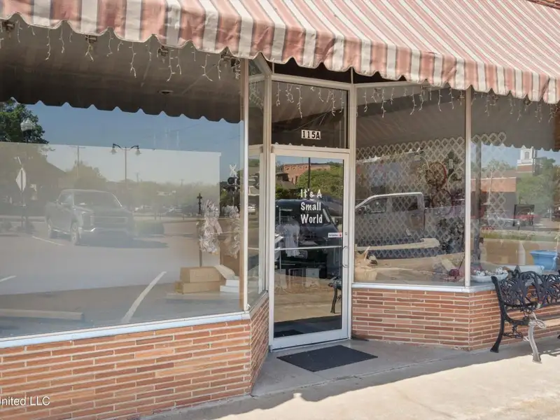 Commercial Property for Sale on Historic Batesville Town Square