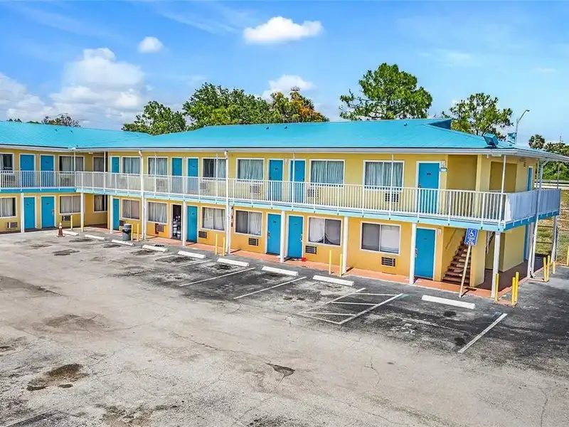 Independent Economy Hotel in Prime Location, St. Petersburg with 65 Keys and Redevelopment Potential