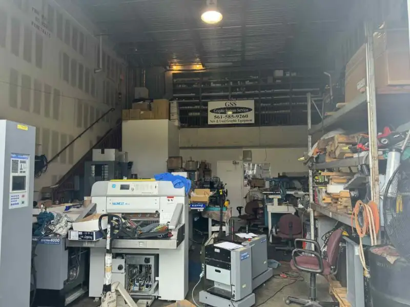 Condo Flex Space Investment with Il Zoning on Belvedere Road, 1,438 Sf Total