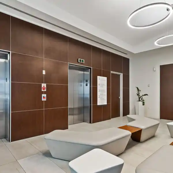 HARBOUR CENTRE - THIRD FLOOR