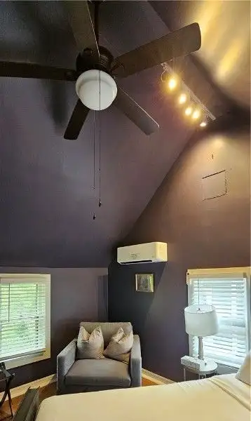 Charming Airbnb Cottage on Historic Loop with Upgrades and Large Entertaining Deck
