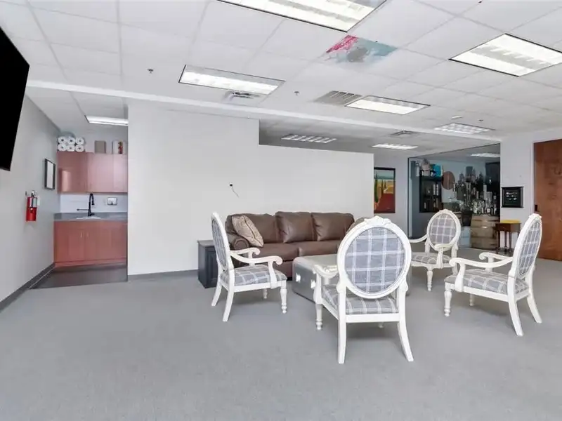 Office Condo in Downtown Tampa's Channel District with Parking and Retail Amenities