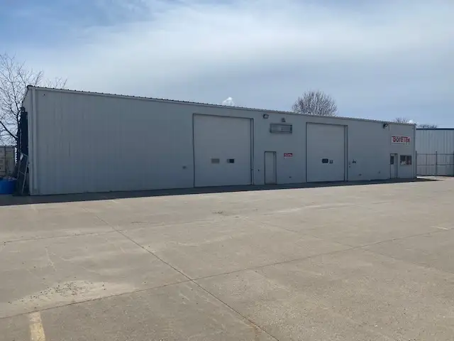 6,000 Sf Warehouse with Fenced Exterior Storage and Office Space in Prime Location
