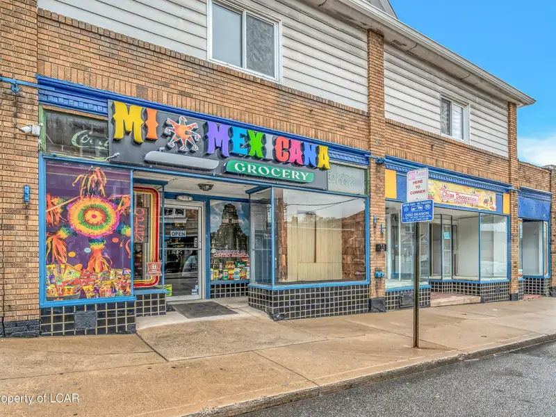 Five-unit Commercial and Residential Building in Prime Location with Recent Upgrades