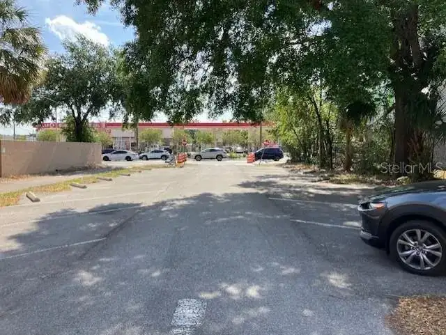 Developed Parking Lot for Sale in Soho District - 18 Spaces, Pd Zoning