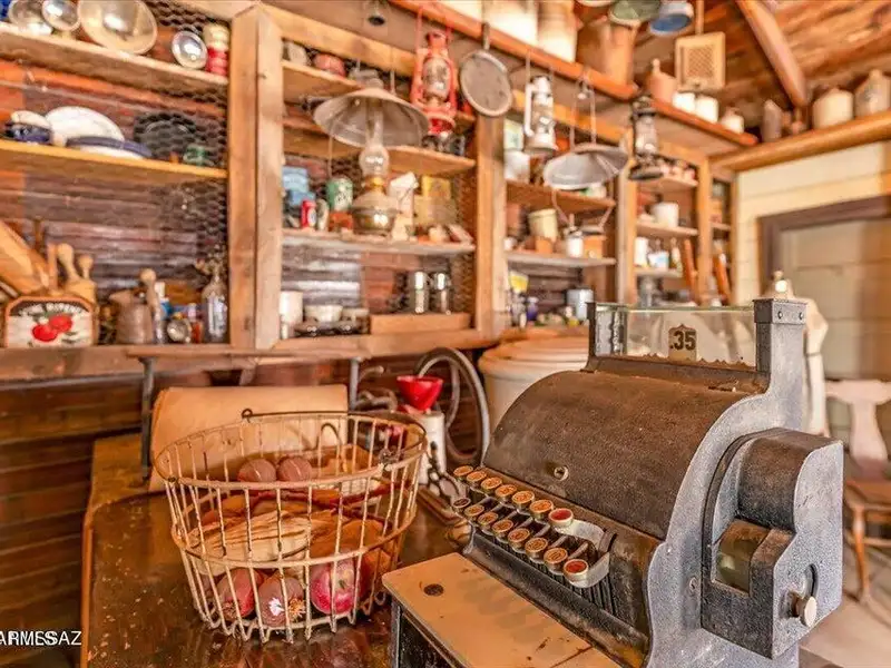 Unique Old West Movie Set and Museum in Gammons Gulch