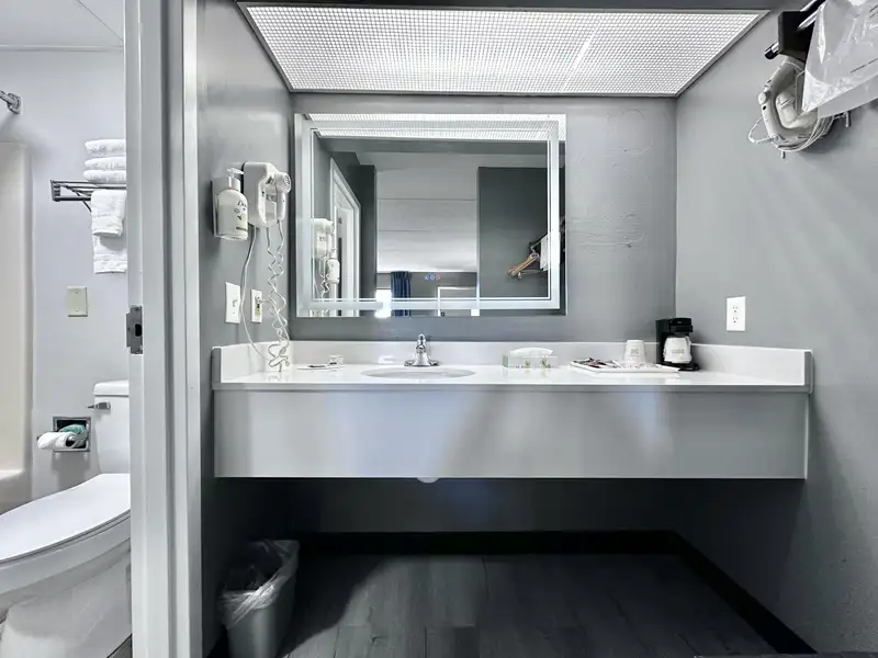Turnkey 77-key Hotel Investment Opportunity in Prime Location with Extensive Upgrades