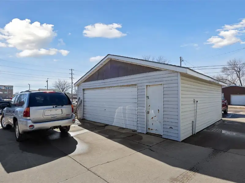 Versatile Commercial Property with Apartment in Prime City Location