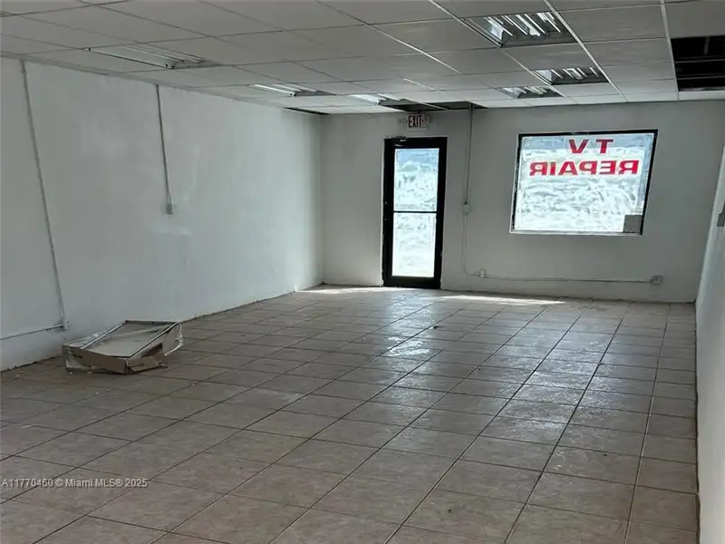 Free Standing Building for Rent in Hallandale Beach with New Roof and Large Lot