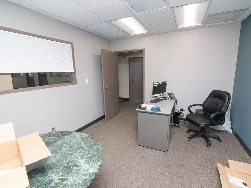 Versatile 10,000 Sq Ft Warehouse and Office Space in Prime Location