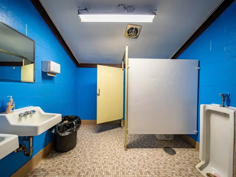 Turn-key Bowling Alley and Real Estate in Winneconne with 16 Lanes and 14,000 Sq Ft