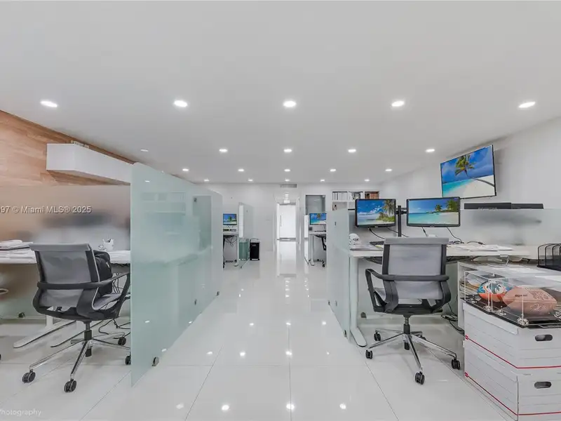 Modern Office Space for Lease in Prime Coral Gables Location with Flexible Floor Plans