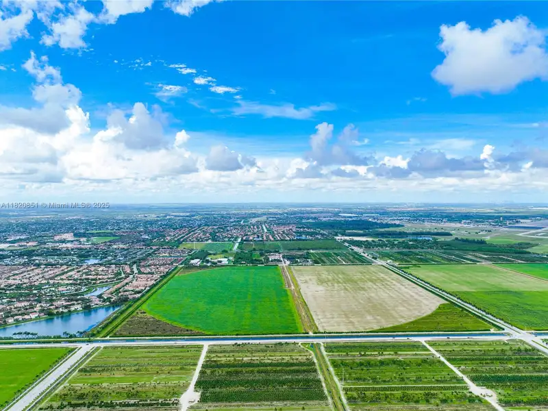 New 2,640 Sq. Ft. Warehouse in Homestead, Fl - Ideal for Storage and Business Operations