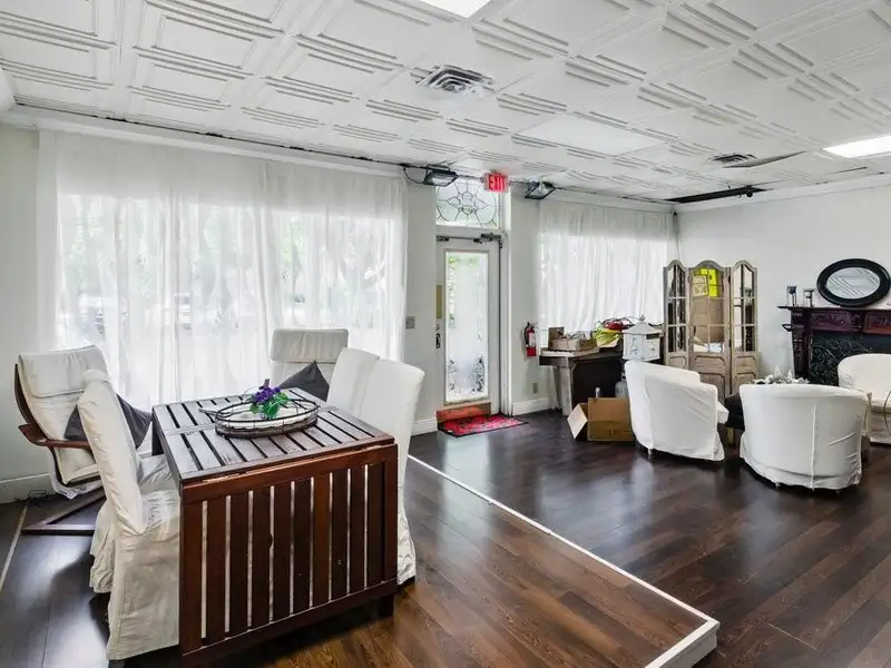Versatile B-hc Zoned Commercial Property with Office and Retail Space