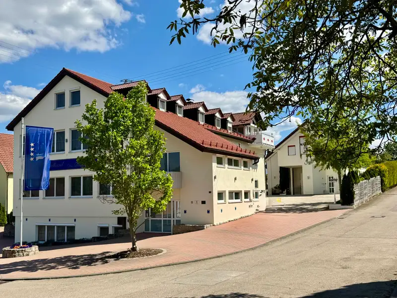 Renovated Country Hotel and Apartment Complex Near Romantic Road with Expansion Potential