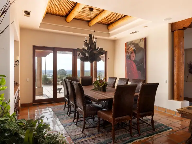 Luxury Estate with Stunning Views, Pool, Wine Cellar, and Extensive Amenities in Friant