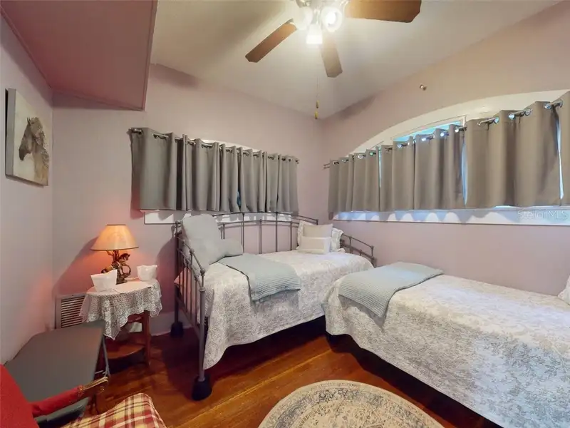 Historic Home and Turnkey Bed & Breakfast in Downtown Daytona Beach
